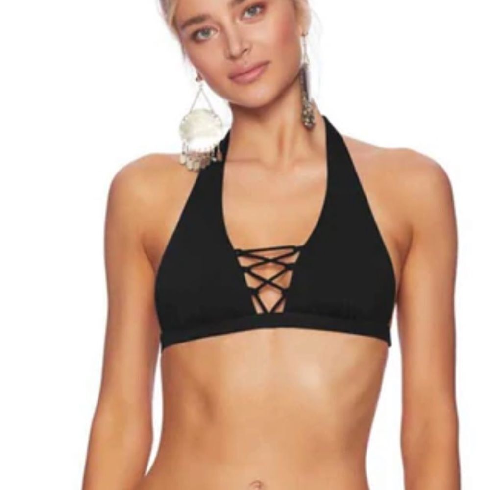 Beach Bunny Cameron Halter Bikini Top nwt